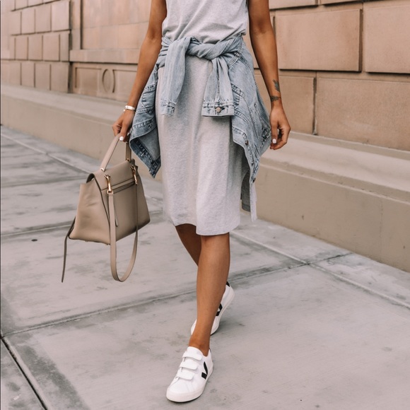 LAST ONE J. Crew Midi T-shirt dress in grey - Picture 2 of 6